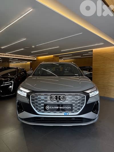2025 Audi Q4 40 e-tron