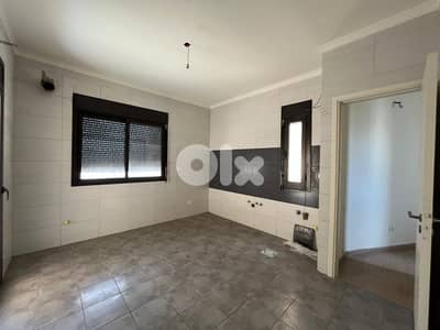 180m2 apartment+partial sea view 4sale in Anteliasشقة للبيع في انطلياس