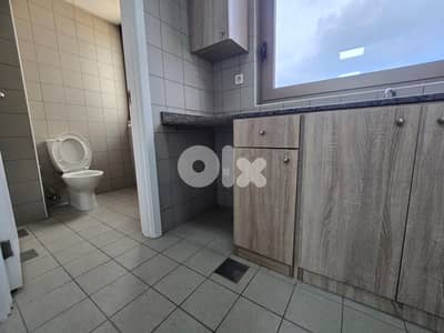 RAO26-4896 Office 70 mfor Rent in Badaro | مكتب للإيجار في بدارو