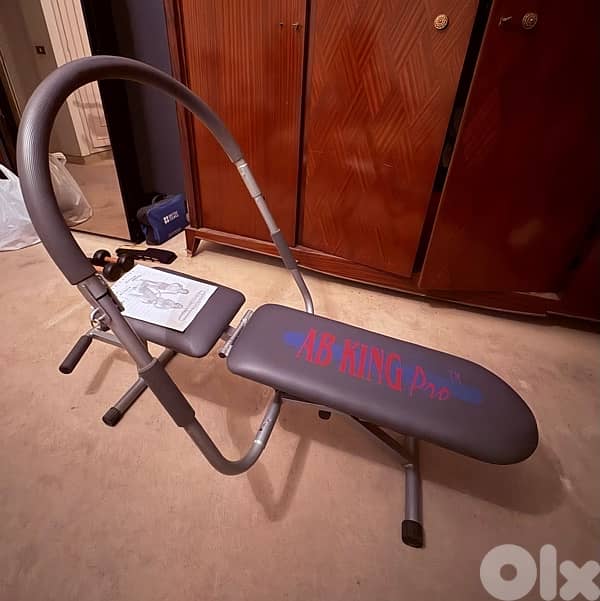 Banc de musculation pour abdominaux. 0