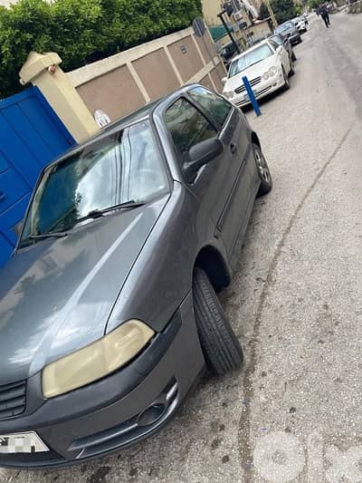 Volkswagen Golf 2004