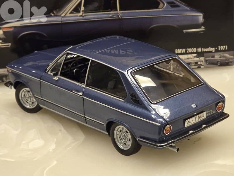1:18 minichamps BMW 2000Tii touring 1971 3