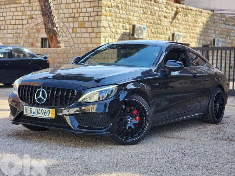2016 Mercedes-Benz C200 Coupe AMG-Line 0