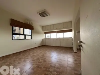 Office For rent | Jbeil Town | مكتب للاجار | جبيل | RGKR443