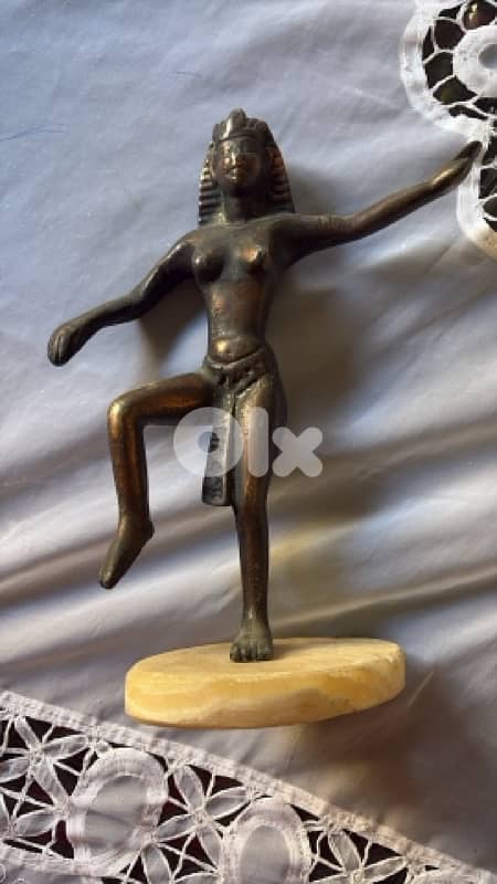 مجسمات فرعون 0