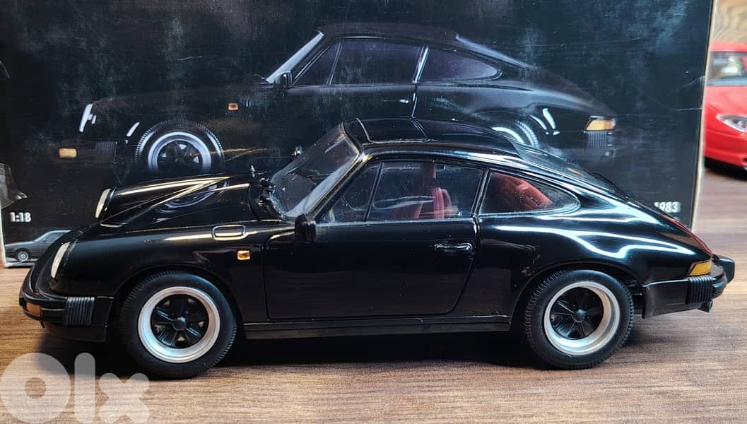Diecast 1:18 Porsche 911 Carrera By Minichamps 2
