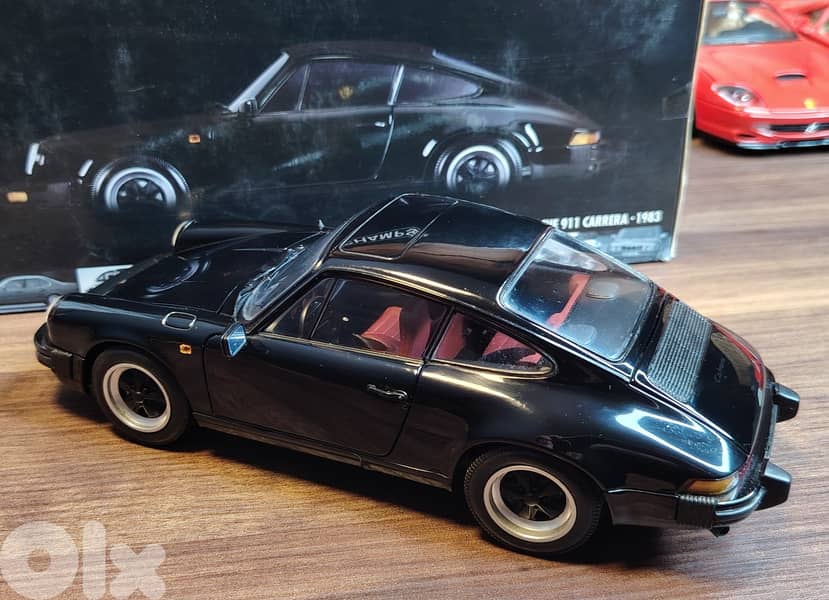Diecast 1:18 Porsche 911 Carrera By Minichamps 3