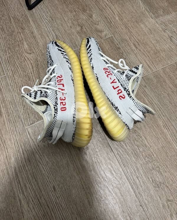 Adidas Yeezy 350 v2 Zebra size 44 2