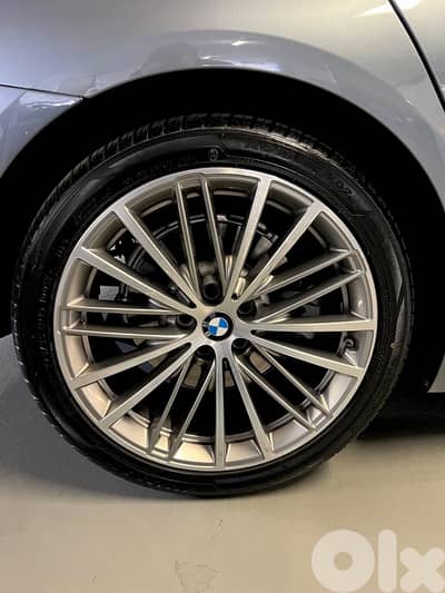 BMW 5-Series 2017
