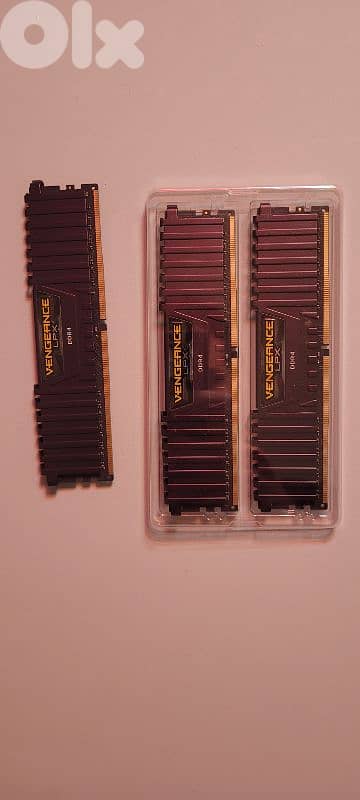 corsair rams 2x8gb+1 free ddr4 3200 mhz vengeance lpx 0