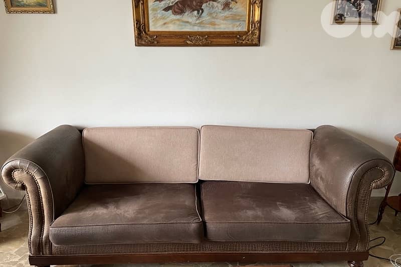 Salon Sofas and Chairs 0