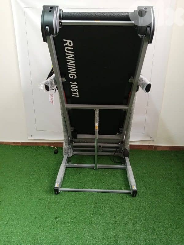 treadmill sports 4hp motor and automatic incline 4