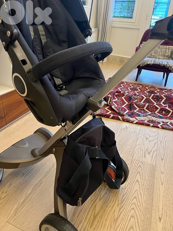 stroller and car seat 3