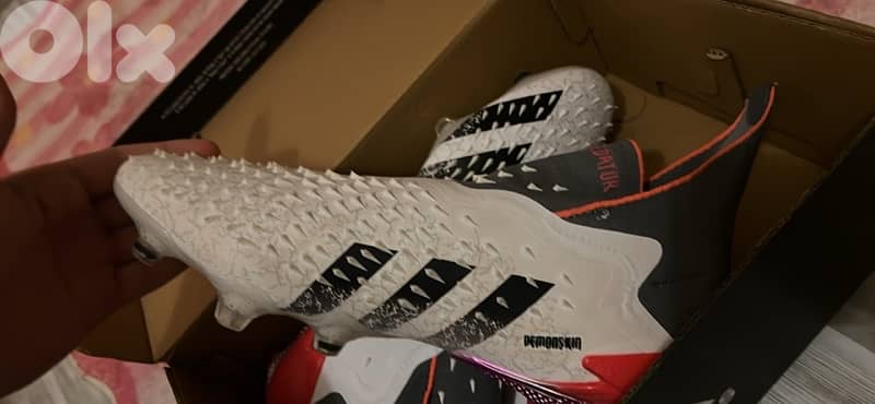 football shoes predator 0
