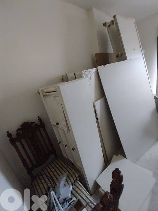 bed room 0