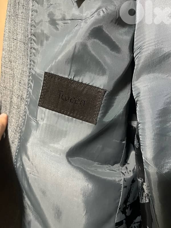 special gray blazer for 20usd 2