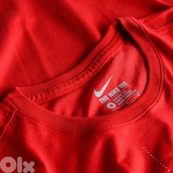 Manchester United Nike Devil kit original with Barcode 1