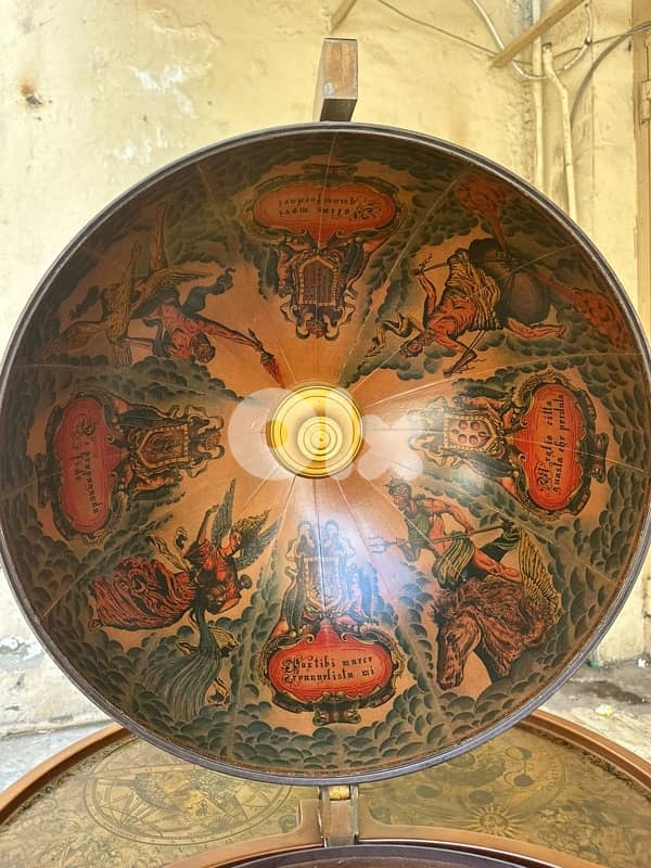 Original bar trolley globe Made in italy big size 500$ 4
