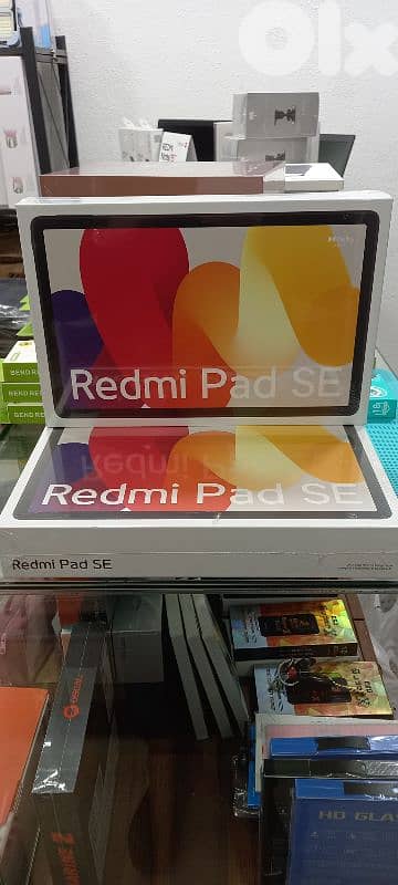 redmi pad se. 256gb/8ram.  185$ 0