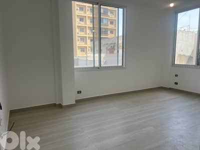 L20840 - Fully Renovated Apartment For Sale in Furn El Chebbak