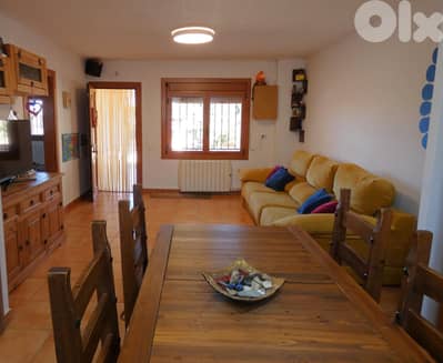 Barcelona Get your residency! furnished house in a calm area  PR-00421