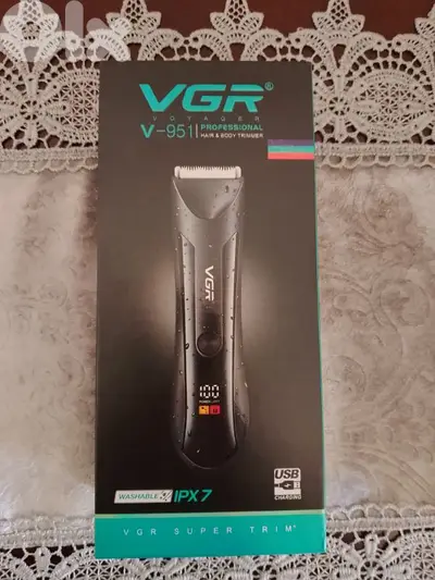 مكنة حلاقة للبيع رجالي ماركة VGR لي مناطق الحساسة بعدا جديد السعر 20$