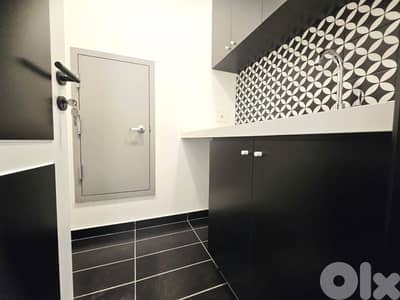 RAO26-4916 Office 60 sqm for Rent – Adlieh | مكتب للإيجار