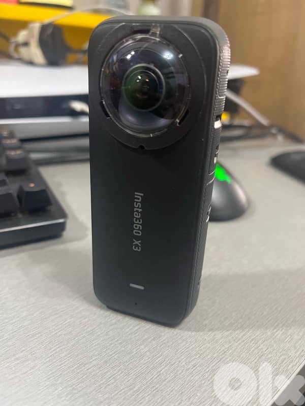Insta 360 X3 Action Camera 0