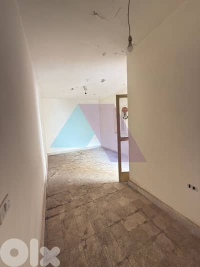 200m2 apartment 4sale in Barbour - شقة للبيع في بربور