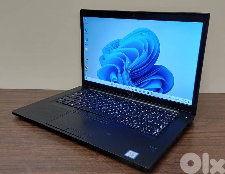 Laptop DELL 7490 - core i7 touch 0