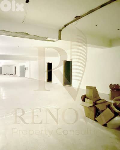 Showroom for rent in Dora