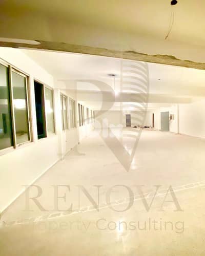 Showroom for rent in Dora