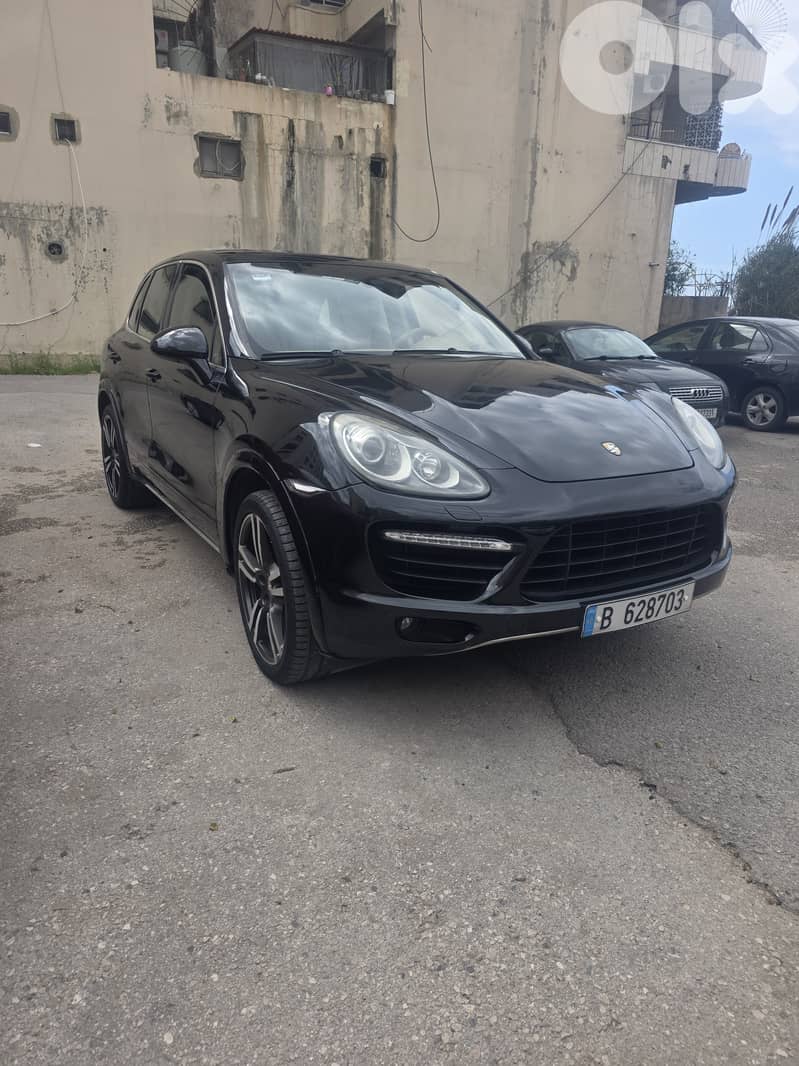 Porsche Cayenne 2011 V8 0