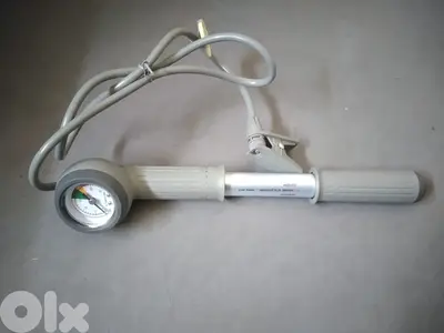 Manual air pump for Harley Davidson shock