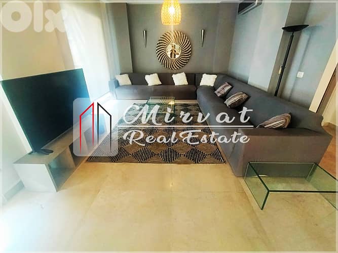 Comfortable Living in a Prime LocationlWith Balcony 0