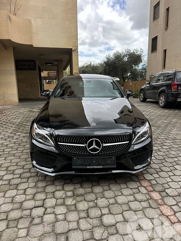 Mercedes C 300 coupe AMG-line NP 2018 black on red (clean carfax) 0