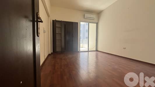 Office Space for Rent in Mazraaمكتب للإيجار في المزرعة