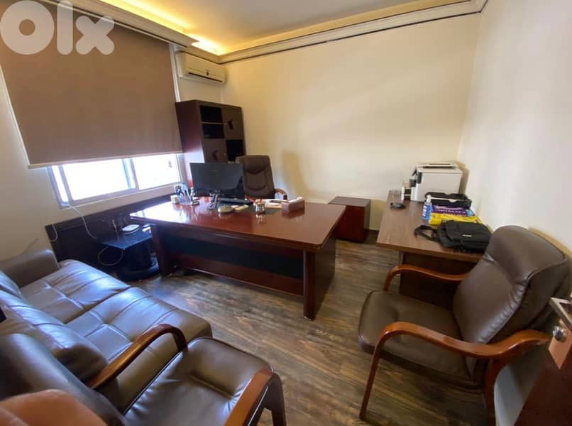 Prime Location - Office For Rent In Zalka 0