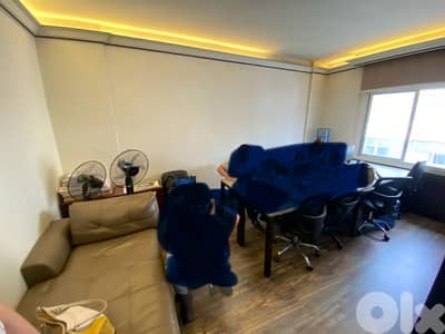 Prime Location - Office For Rent In Zalka