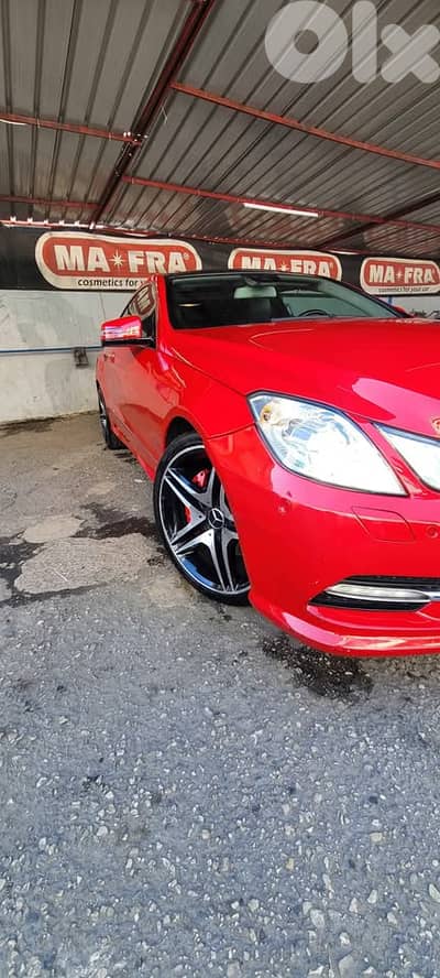 Mercedes-Benz E-Class 2012
