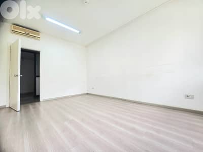 RAO26-4933 Office for Rent – Achrafieh | مكتب للإيجار RAO26-4933 Office for Rent – Achrafieh | مكتب للإيجار