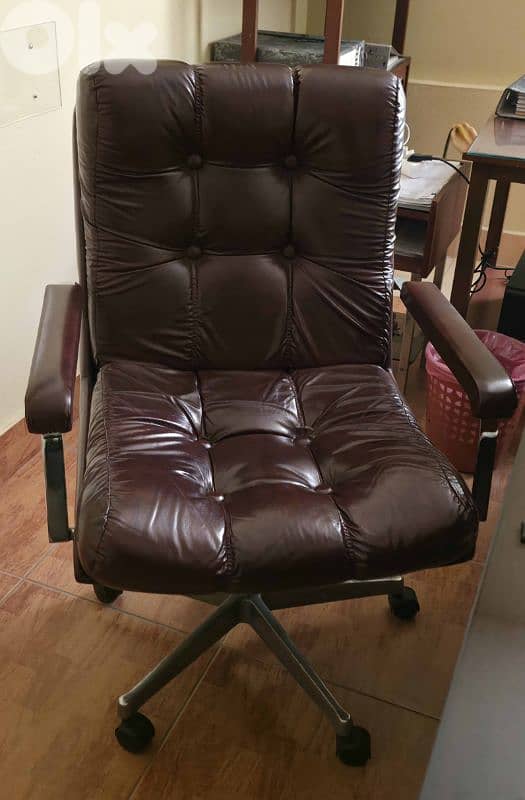 office chair 0