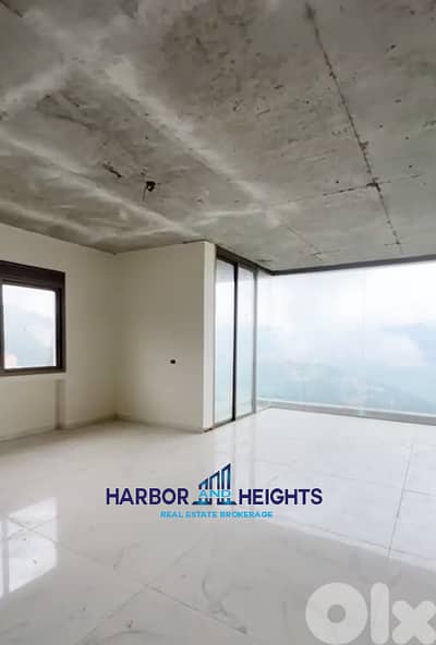 Apartment for Sale in Broummana - شقة للبيع في برمانا