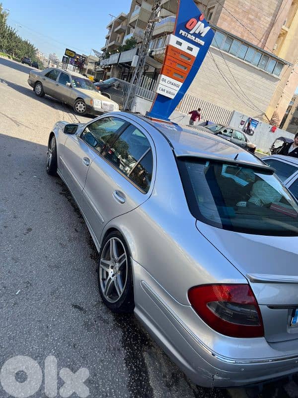 Mercedes-Benz E-Class 2003 0