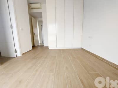 RA26-4935 Apartment for Rent – Ain El Mreisseh | شقة للإيجار