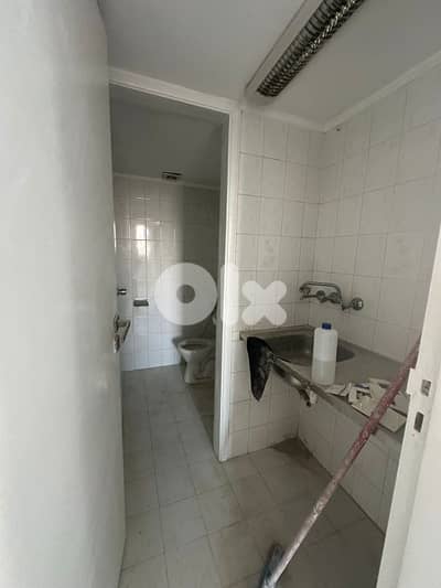 Office for rent in jal El dib
