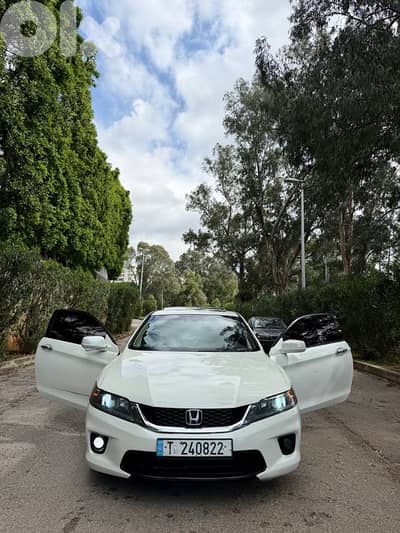 Honda Accord Touring V4 Coupe