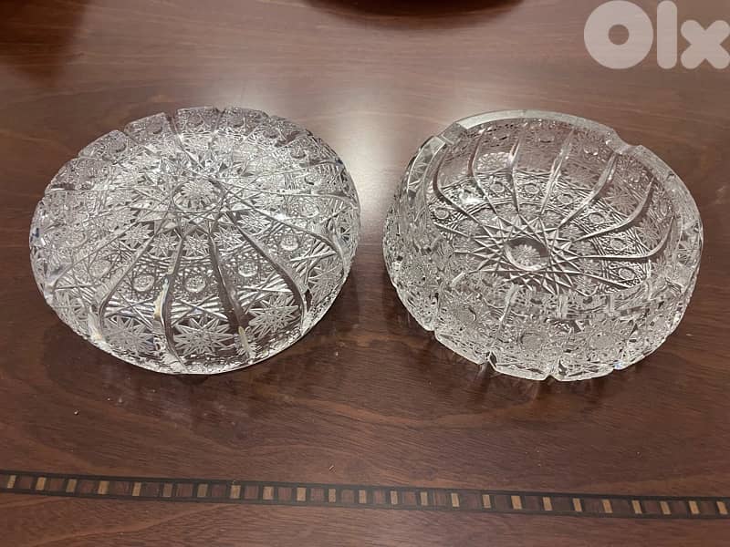 ash trays 2