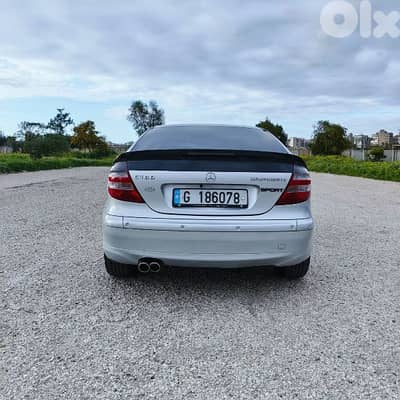 Mercedes-Benz C-Class 2005