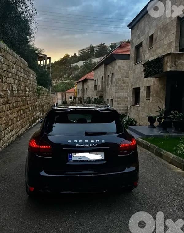 Porsche Cayenne gts 2013 0